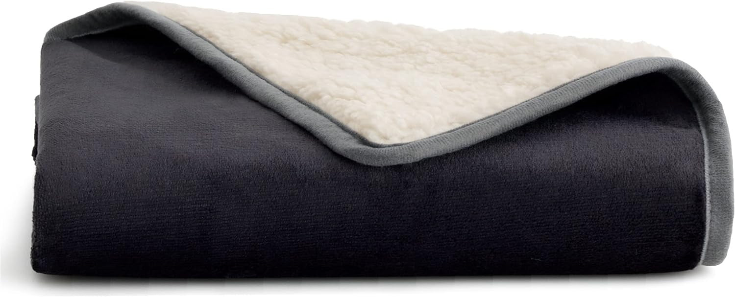 Pet Waterproof Flannel Sherpa Thickened Blanket